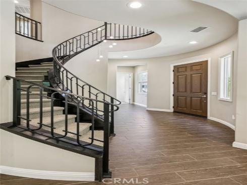 285  Pinnacle   Drive, Lake Forest, CA