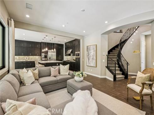 285  Pinnacle   Drive, Lake Forest, CA