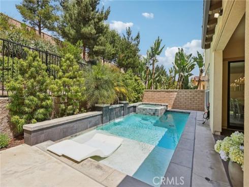 285  Pinnacle   Drive, Lake Forest, CA