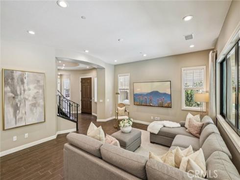 285  Pinnacle   Drive, Lake Forest, CA