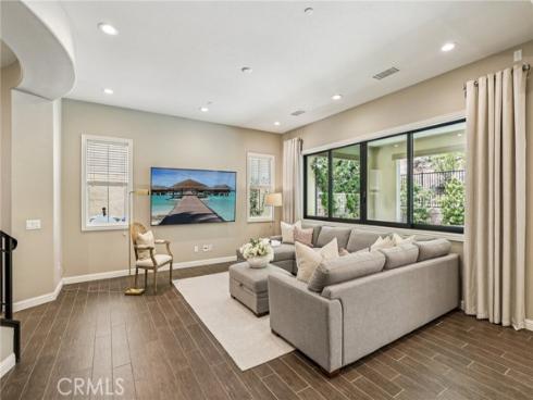 285  Pinnacle   Drive, Lake Forest, CA