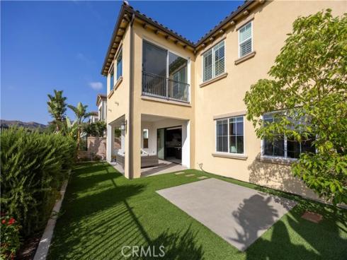 17  Heliotrope  , Lake Forest, CA