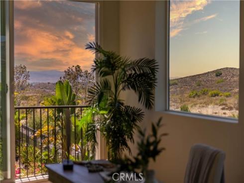 17  Heliotrope  , Lake Forest, CA