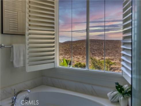 17  Heliotrope  , Lake Forest, CA