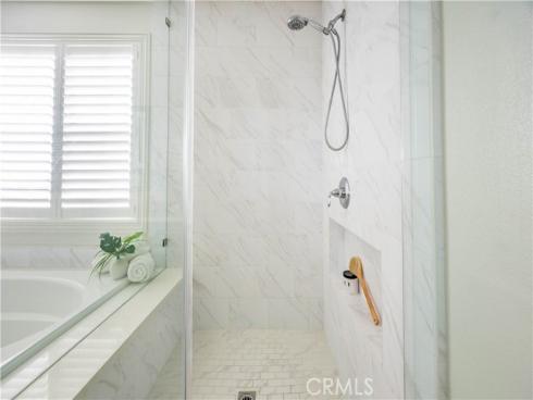 17  Heliotrope  , Lake Forest, CA