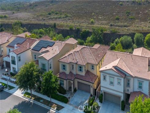 17  Heliotrope  , Lake Forest, CA