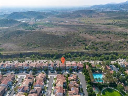 17  Heliotrope  , Lake Forest, CA