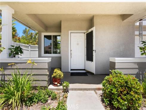 8  Chatri   Circle, Lake Forest, CA