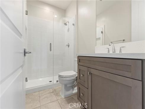 120  Holliston  , Lake Forest, CA