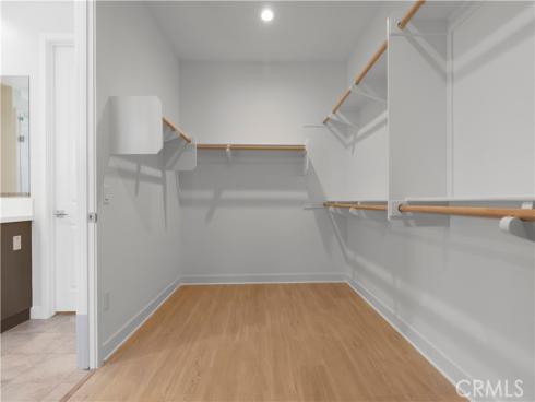 120  Holliston  , Lake Forest, CA