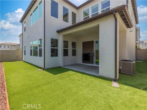 120  Holliston  , Lake Forest, CA