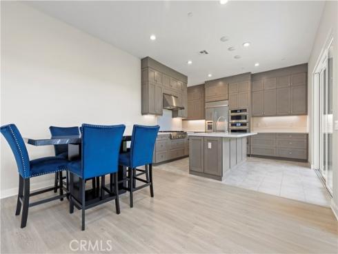 120  Holliston  , Lake Forest, CA