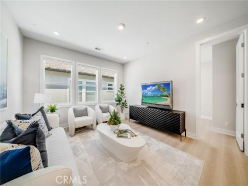 211 Wild Flower , Lake Forest, CA