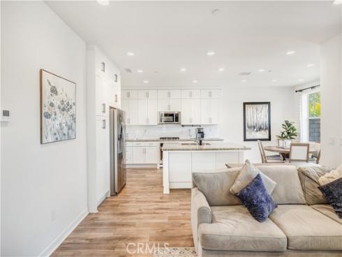 97  Eclipse  , Lake Forest, CA