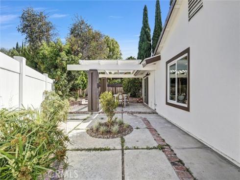 23881 Gates Street, Lake Forest, CA