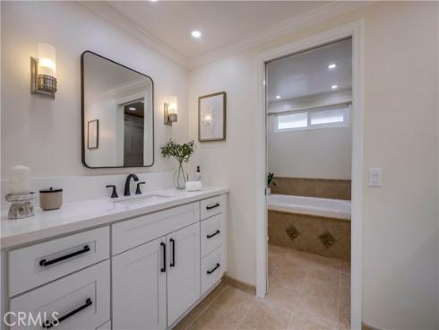 25011  Calle Madera  , Lake Forest, CA