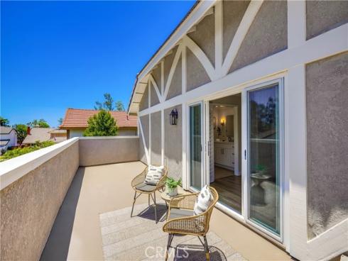 25011  Calle Madera  , Lake Forest, CA