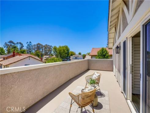 25011  Calle Madera  , Lake Forest, CA