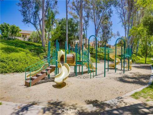 25011  Calle Madera  , Lake Forest, CA