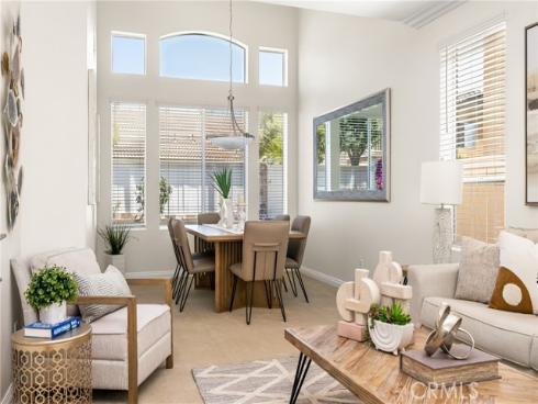 17 Marseille Way , Lake Forest, CA