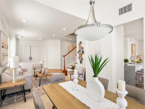 17 Marseille Way , Lake Forest, CA