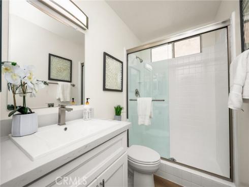 17 Marseille Way , Lake Forest, CA