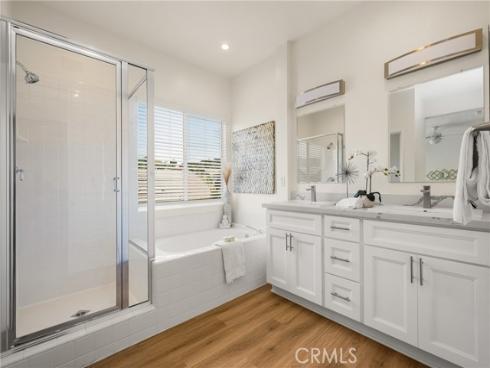 17 Marseille Way , Lake Forest, CA