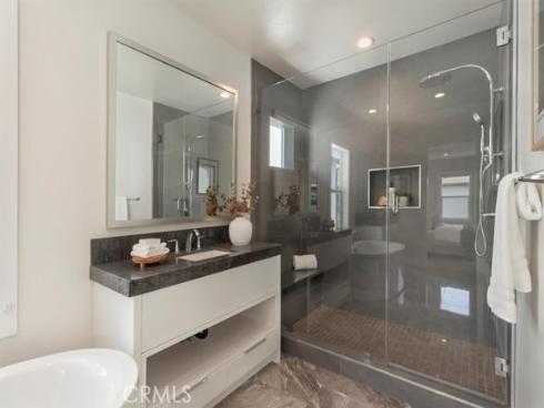 101 Mulberry Drive, Lake Forest, CA