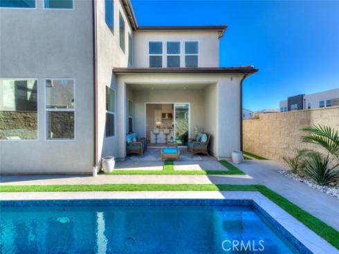 111 Edna Parkway, Lake Forest, CA