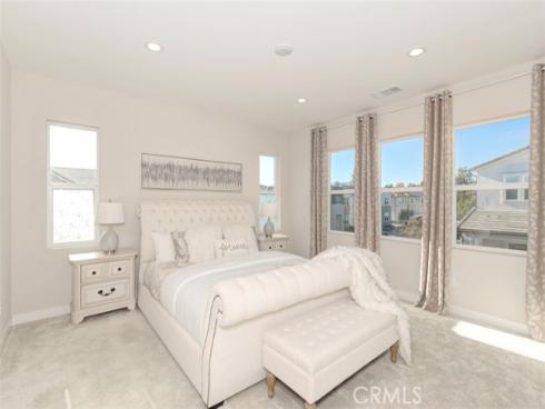 111 Edna Parkway, Lake Forest, CA