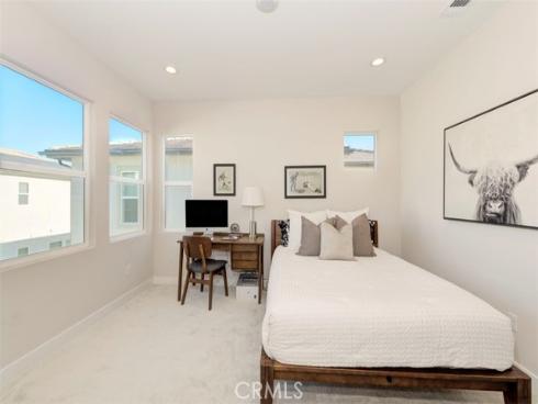 111 Edna Parkway, Lake Forest, CA