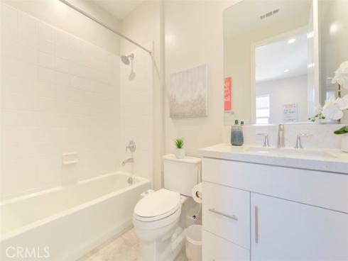 111 Edna Parkway, Lake Forest, CA