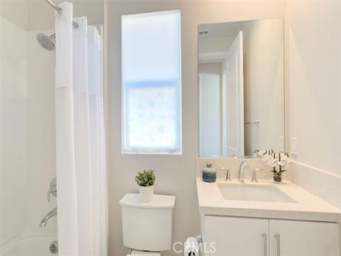 111 Edna Parkway, Lake Forest, CA