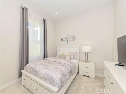 111 Edna Parkway, Lake Forest, CA