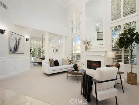 25  Santa Maria  , Lake Forest, CA