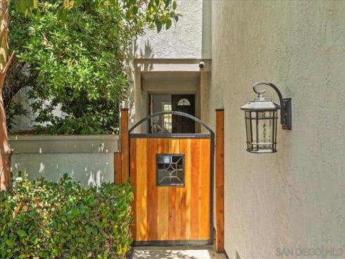 22682 S Canada Ct , Lake Forest, CA