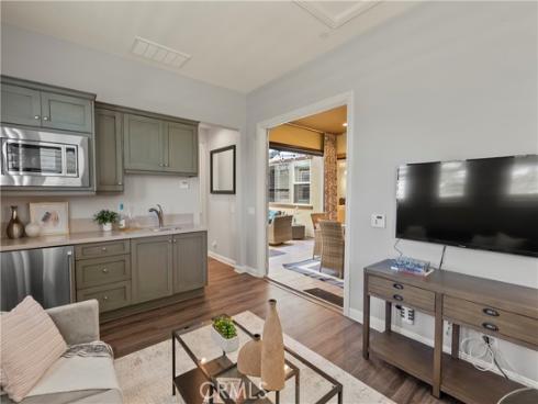 46  Dogwood  , Lake Forest, CA