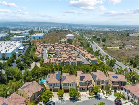 46  Dogwood  , Lake Forest, CA