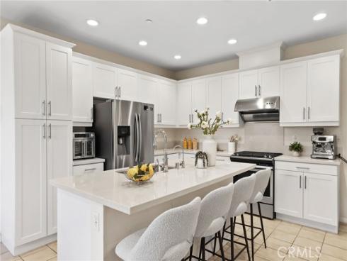 105 High Meadow , Lake Forest, CA