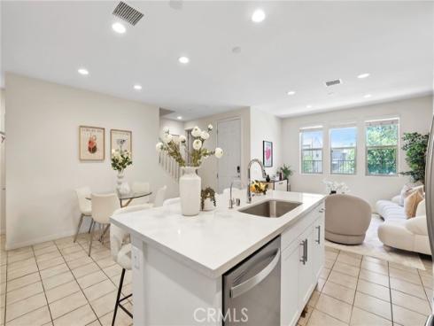 105 High Meadow , Lake Forest, CA