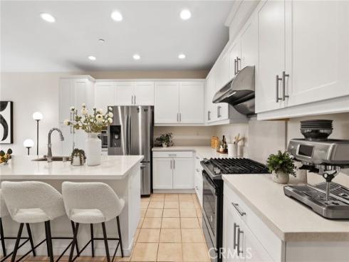 105 High Meadow , Lake Forest, CA