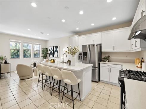 105 High Meadow , Lake Forest, CA