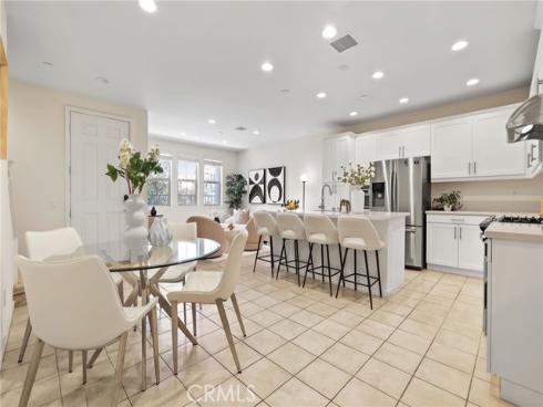 105 High Meadow , Lake Forest, CA