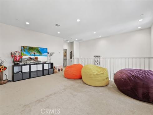 105 High Meadow , Lake Forest, CA