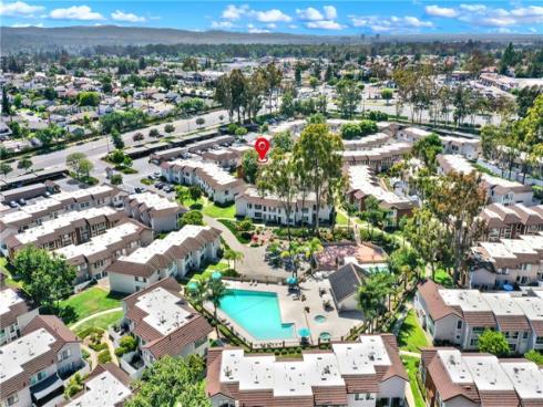 25885  Trabuco  94  Road, Lake Forest, CA