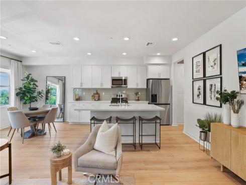 305 Blackrock , Lake Forest, CA