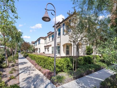 26 Prominence , Lake Forest, CA