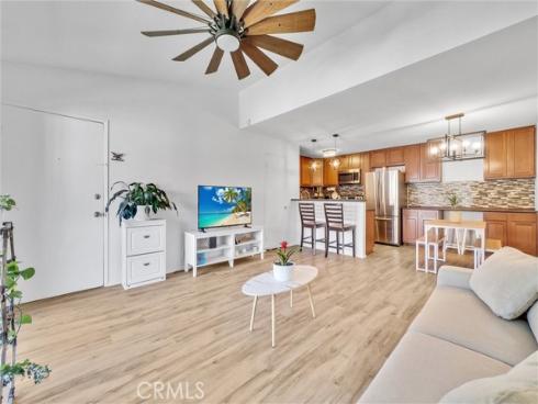 23276  Orange  8  Avenue, Lake Forest, CA