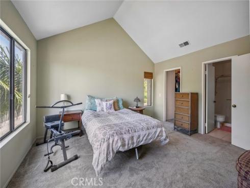 21081  Calle De Paseo  , Lake Forest, CA