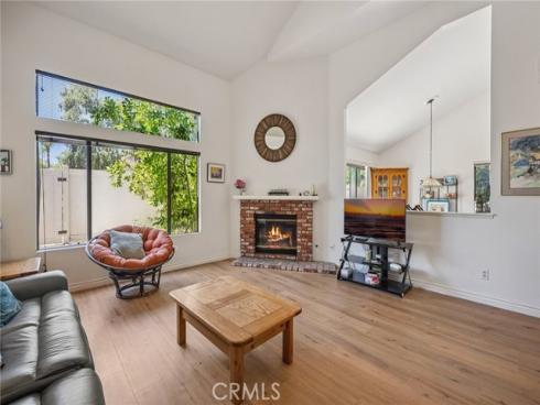 21081  Calle De Paseo  , Lake Forest, CA